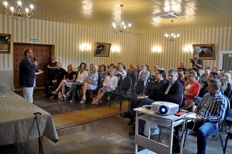 Zdjęcie 1 z albumu „Konferencje naukowe" – EFF Integracja Ty i Ja.