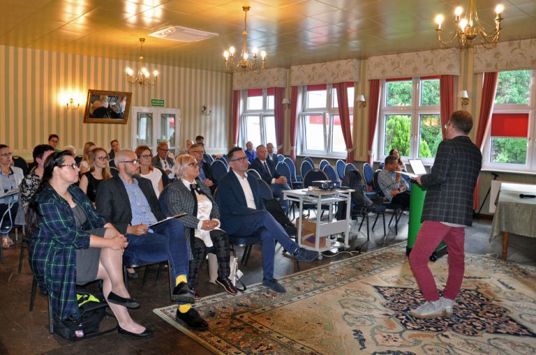 Zdjęcie 5 z albumu „Konferencje naukowe" – EFF Integracja Ty i Ja.