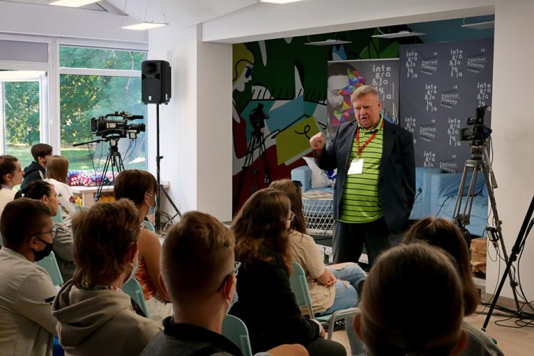 Zdjęcie 13 z albumu „Warsztaty filmowe" – EFF Integracja Ty i Ja.