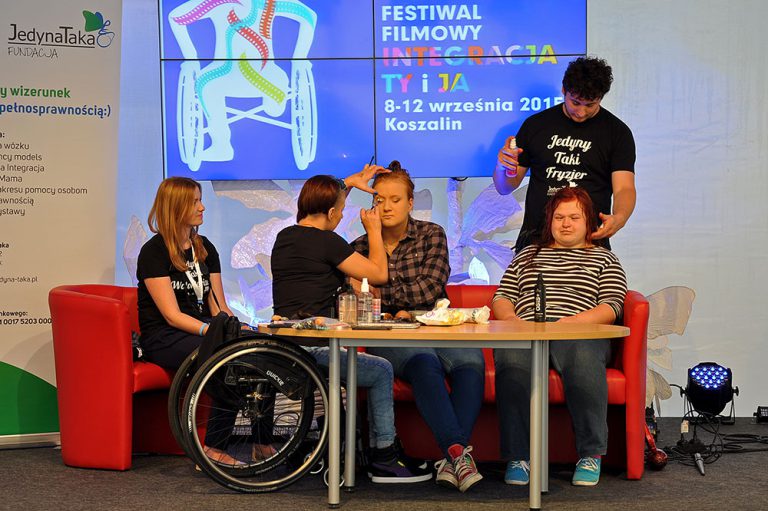 Zdjęcie 30 z albumu „Warsztaty filmowe" – EFF Integracja Ty i Ja.